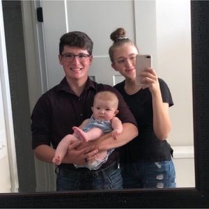 Meet your Posher, Ella